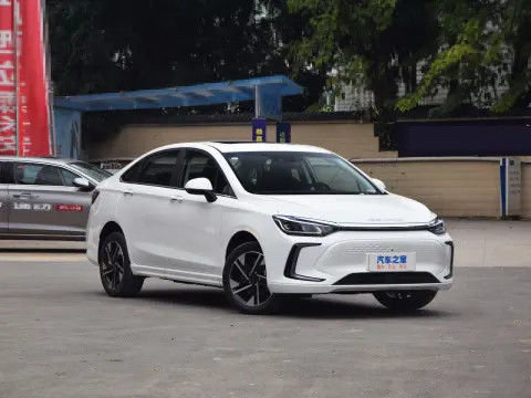 Bắc Kinh EU5 Xe điện nhỏ gọn 4 cửa 5 chỗ ngồi cho việc gọi xe