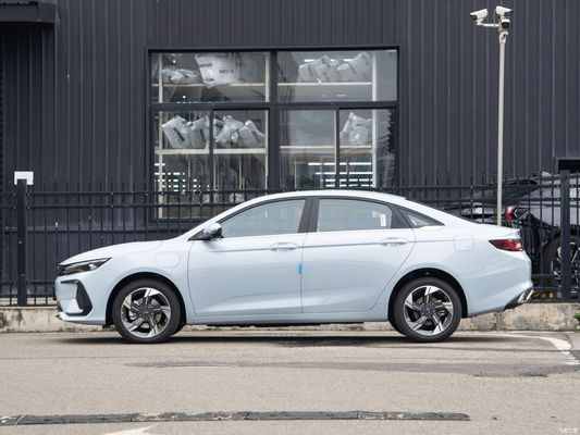 Geely Emgrand L HiP PHEV Sedan 1.5T Động cơ phạm vi toàn diện 1300KM