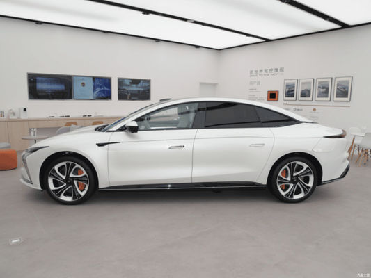 IM L7 EV 2023 Elite Chinese Electric Sedan Cruising Range 675km