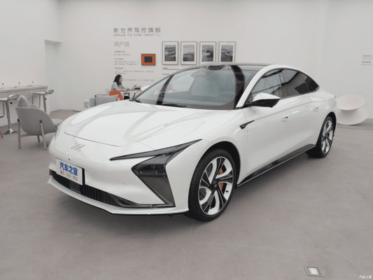 IM L7 EV 2023 Elite Chinese Electric Sedan Cruising Range 675km