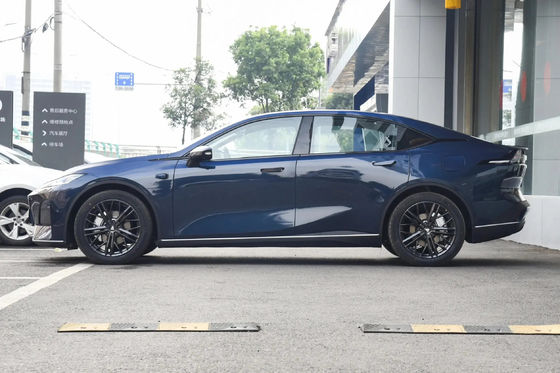 Changan Deepal SL03 Plugin Hybrid Sedan Chiều dài lái xe toàn diện 1100KM-1120KM