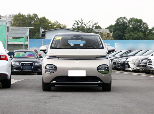 BaoJun Clouds Ev Một chiếc hatchback sedan điện nhỏ với phạm vi 360KM-460KM