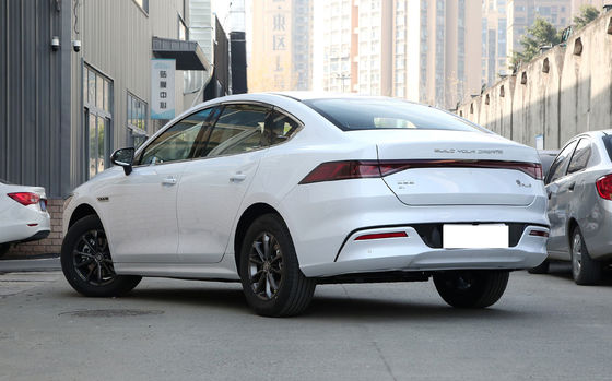 2024 BYD Qin Plus 55km/120km Honor Model Trung Quốc D-MI Plug trong xe hybrid
