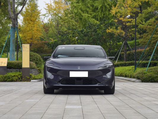 2025 AVATR 12 là một chiếc sedan điện cao cấp ở Trung Quốc. Nó có hai chế độ: Ev và Erev