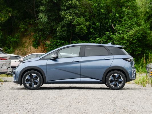2025 BYD Dolphin, chiếc xe điện nhỏ hoàn hảo nhất ở Trung Quốc.