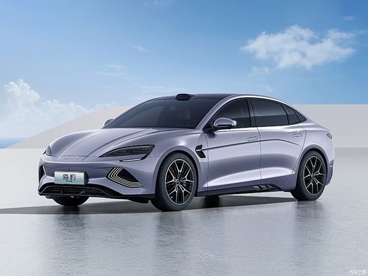 BYD 2025 Seal, một chiếc sedan điện hoàn toàn với phạm vi lên đến 650km, một hệ thống lái xe thông minh mới và giá trị tốt nhất cho tiền sedan điện cỡ trung bình.