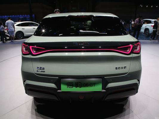 25 BYD Seal06GT, với phạm vi 505KM-605KM, với ổ đĩa bốn bánh và ổ đĩa hai bánh với hai hệ thống.
