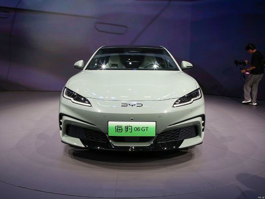 25 BYD Seal06GT, với phạm vi 505KM-605KM, với ổ đĩa bốn bánh và ổ đĩa hai bánh với hai hệ thống.