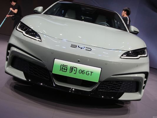 25 BYD Seal06GT, với phạm vi 505KM-605KM, với ổ đĩa bốn bánh và ổ đĩa hai bánh với hai hệ thống.