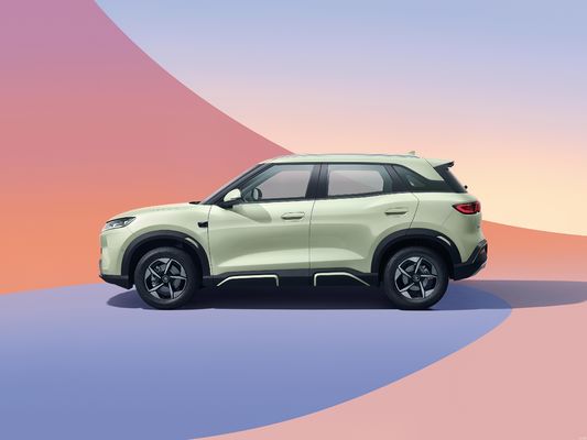 2025 BYD Yuan UP. có tính năng lái xe thông minh mới. phạm vi điện tinh khiết 301KM-401KM. giá trị tốt nhất cho tiền