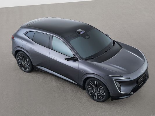 Changan Avatr 07 là một thương hiệu cao cấp mới được tạo ra bởi CATL, Huawei và Chang'an Automobile.làm cho nó trở thành chiếc lái thông minh hiệu quả nhất về chi phí.
