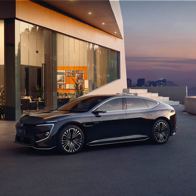 Sedan điện Trung Quốc 5 chỗ ngồi, tăng tốc 0-60 Mph trong 4 giây và tốc độ tối đa 120 Mph